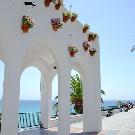 Stella Maris Apartment Nerja Bagian luar foto